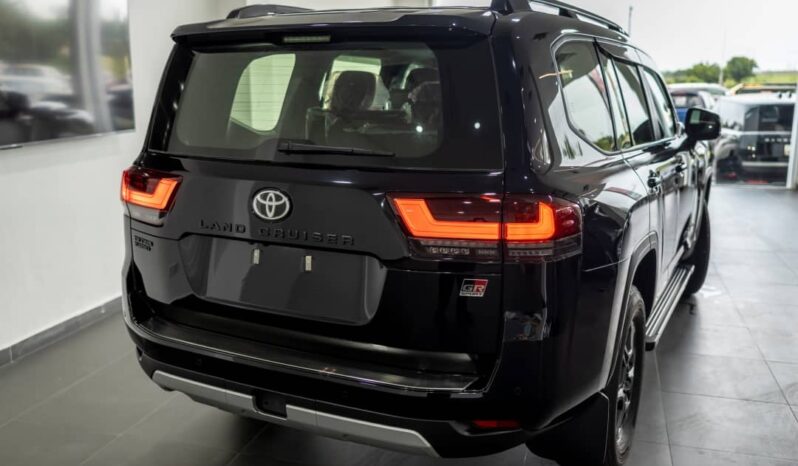 
								Toyota Land Cruiser Prado Black full									