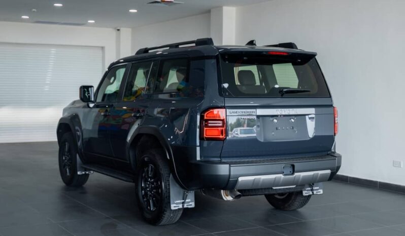 
								Toyota Land Cruiser Prado Gray full									